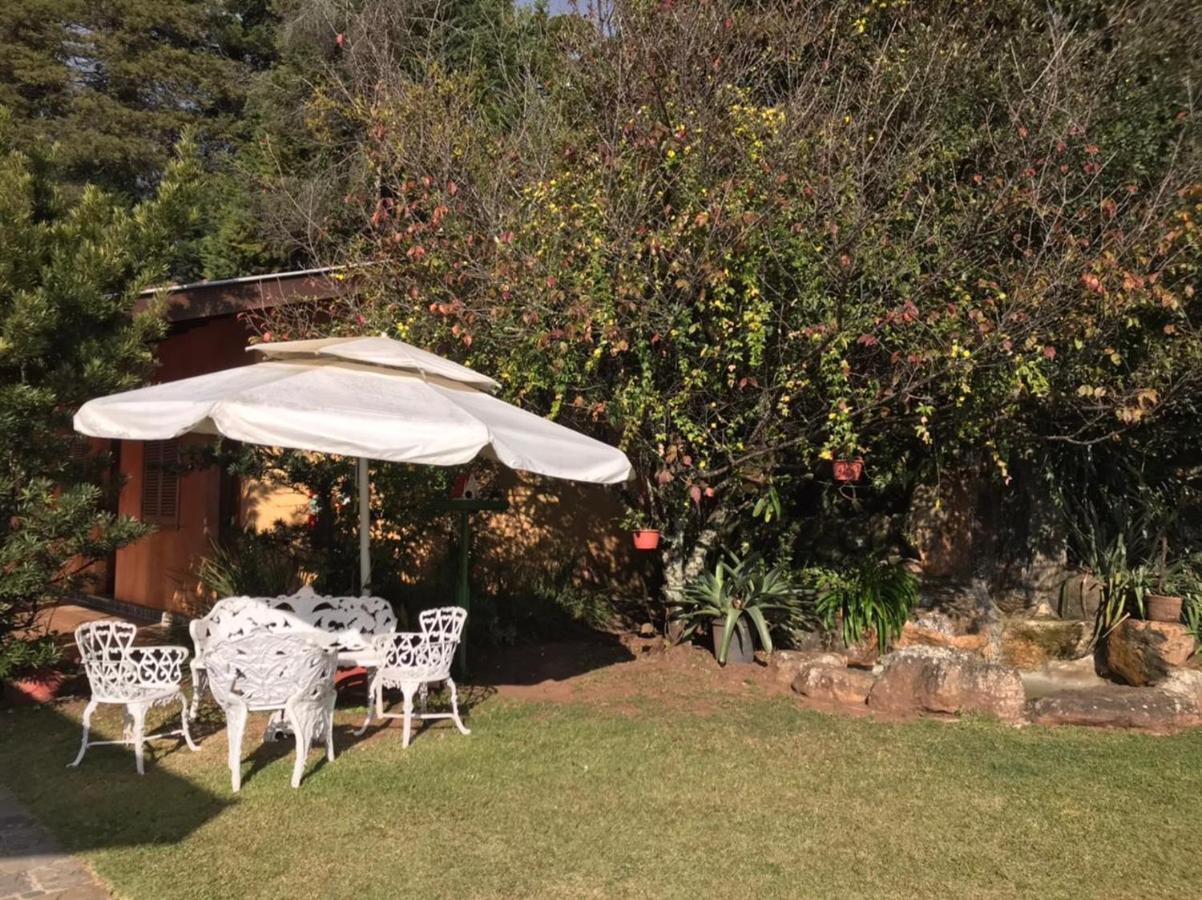 Hotel Monte Carlo Campos do Jordao Exterior photo