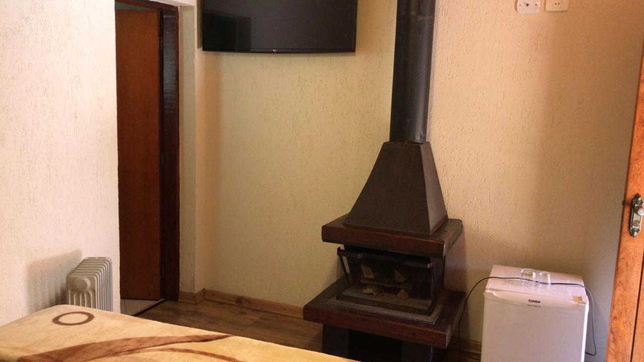 Hotel Monte Carlo Campos do Jordao Exterior photo