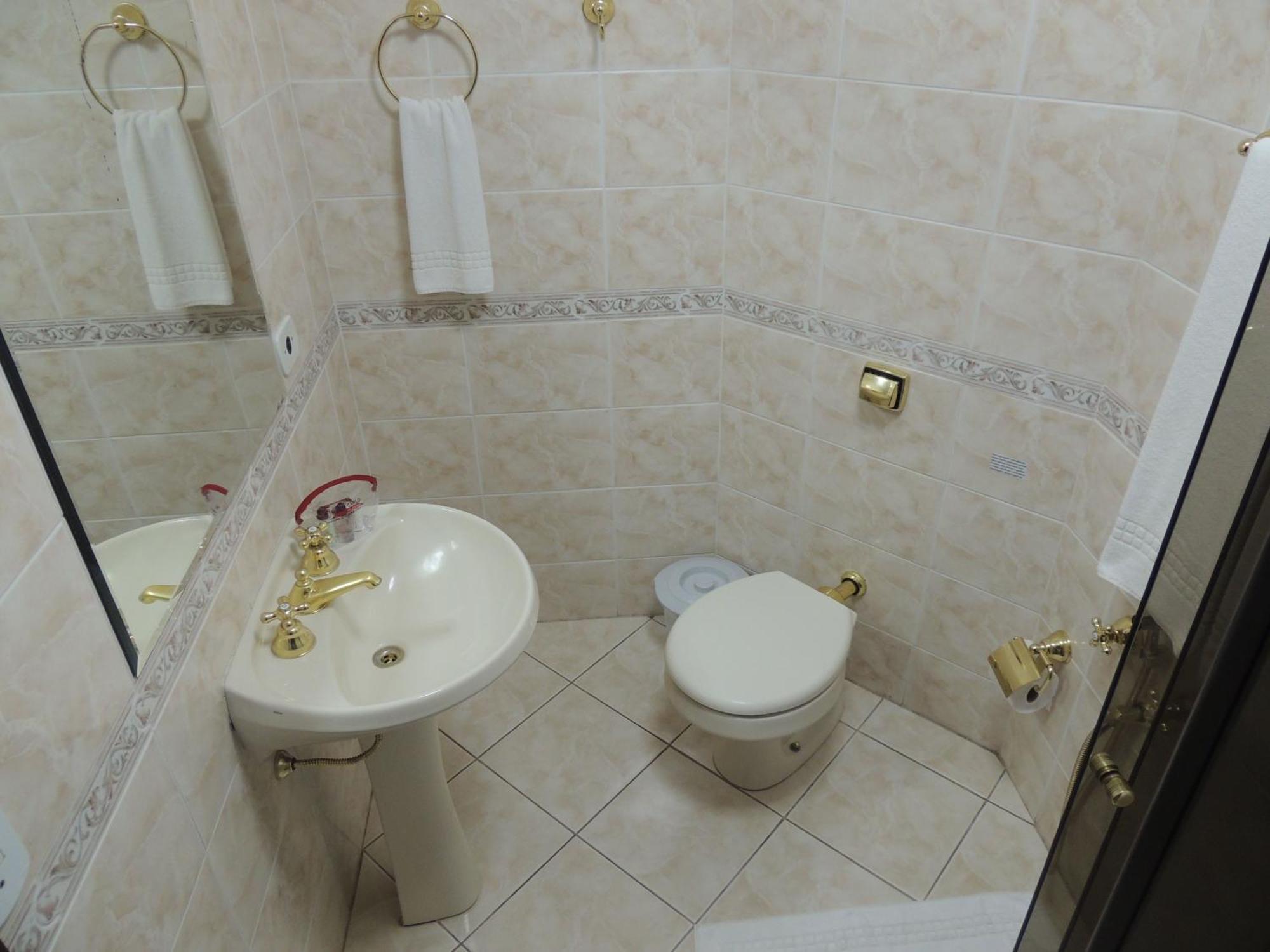 Hotel Monte Carlo Campos do Jordao Room photo