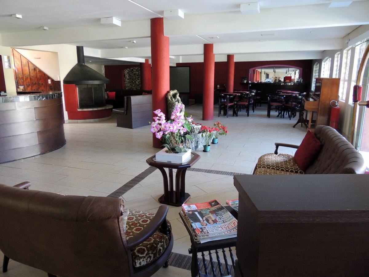 Hotel Monte Carlo Campos do Jordao Exterior photo