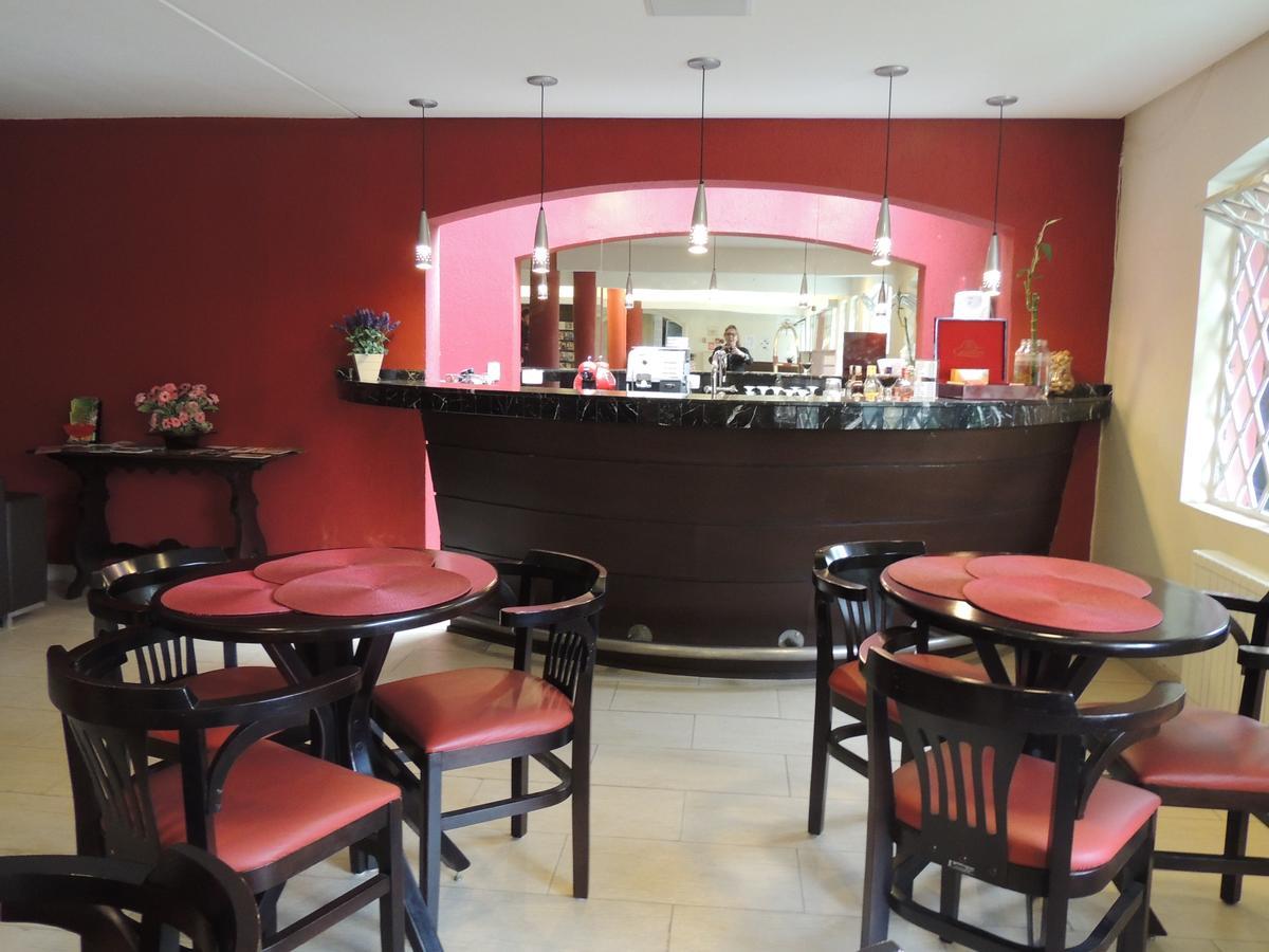 Hotel Monte Carlo Campos do Jordao Exterior photo