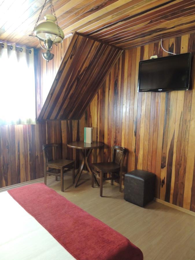 Hotel Monte Carlo Campos do Jordao Exterior photo